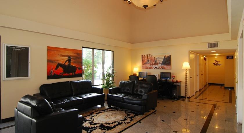 Готель Ramada Tucson East Екстер'єр фото